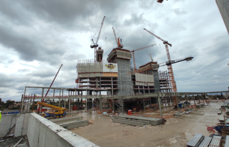 08_tower_cores_and_steel_frame